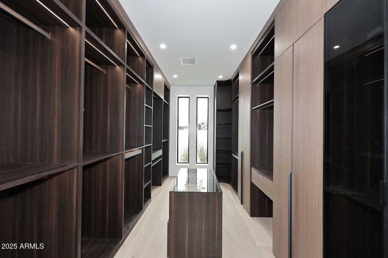 Primary Bedroom-Closet