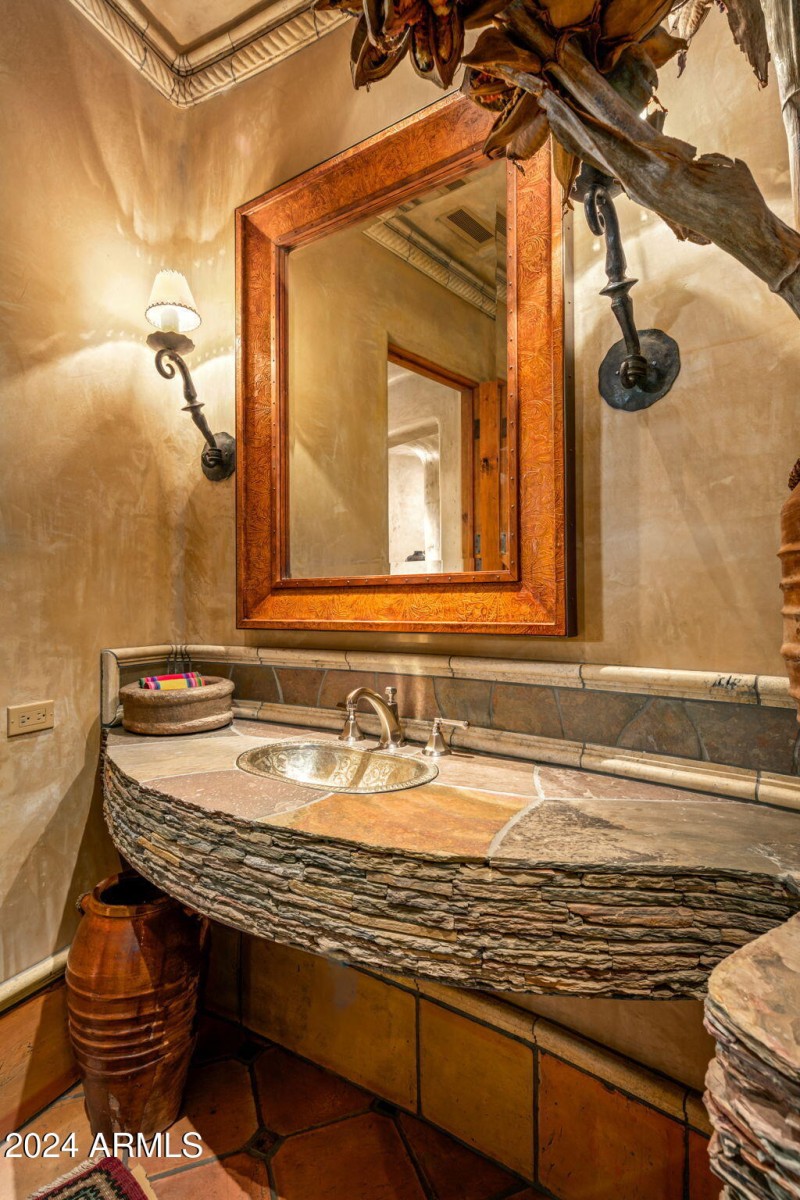 East Powder #2Bath
