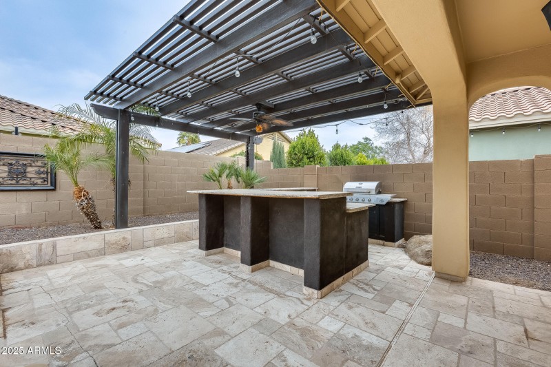 Covered BBQ Bar