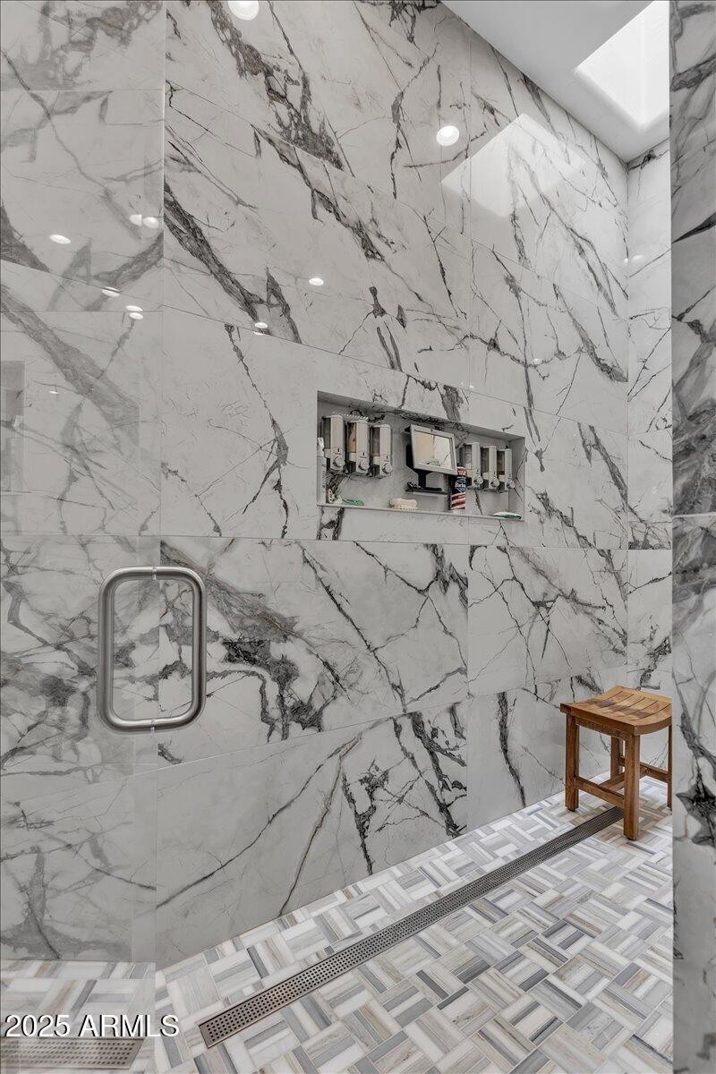 Primary Shower