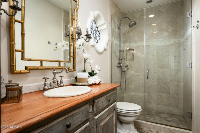 Bedroom 2 Ensuite