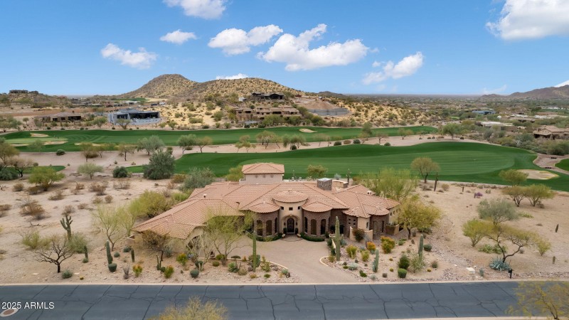 9161 E SUPERSTITION MOUNTAIN Drive