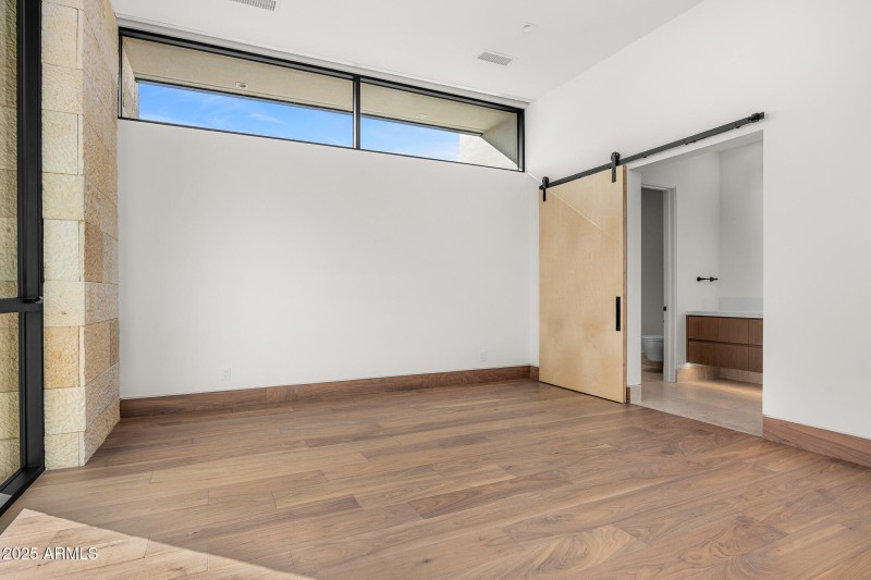 guest bedroom1