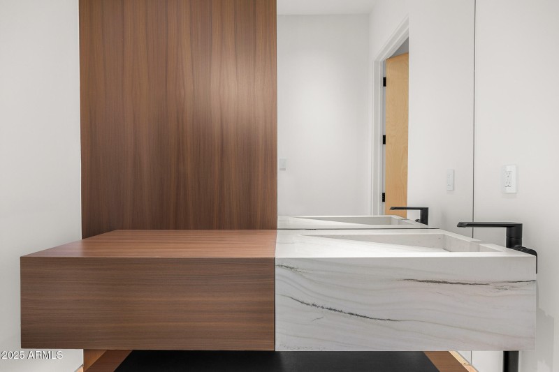 powder room