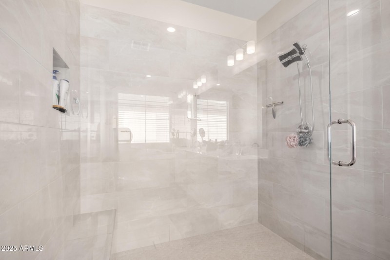 Primary shower