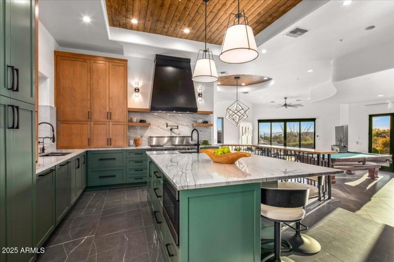 21-Kitchen