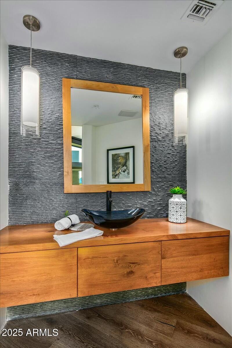 Powder Bath