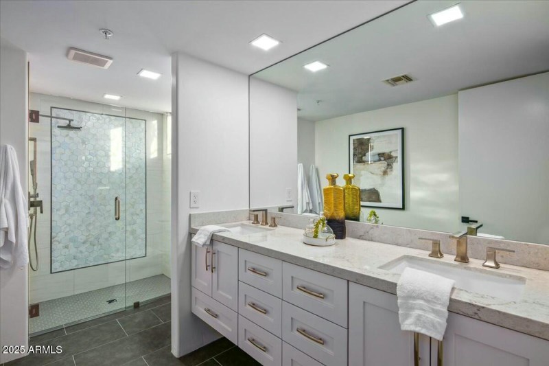 Casita Bathroom