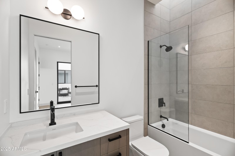 SECONDARY BATHROOM 3 - ENSUITE