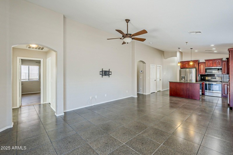 Living Room/Dining Area