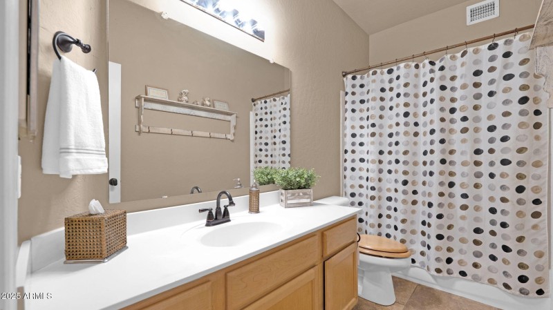 Upstairs Guest Bath