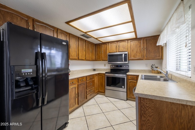 6409 W Riviera Dr-56
