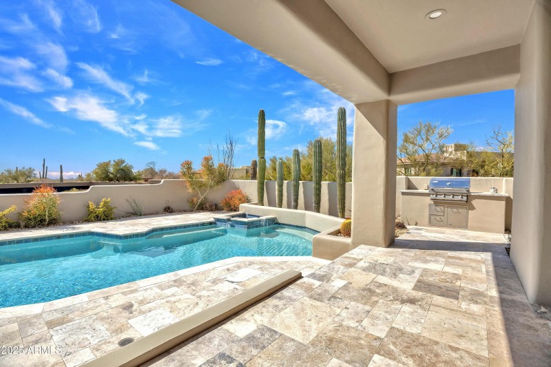 Patio & Pool views