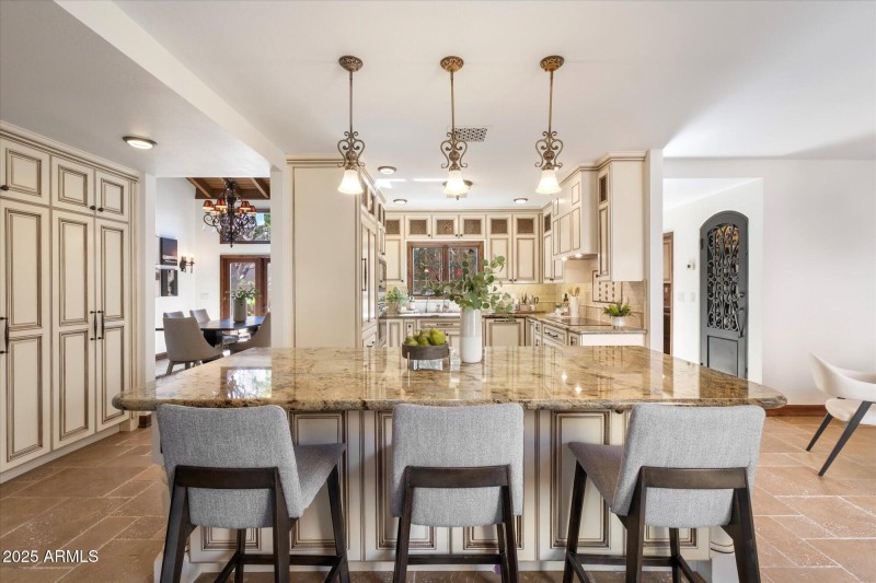 Kitchen with Island