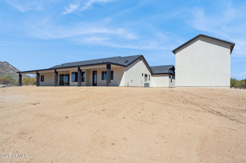 46-web-or-mls-13653-e-aloe-vera-dr