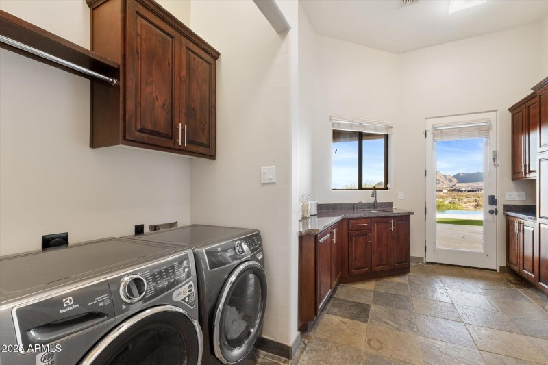 Spacious laundry room