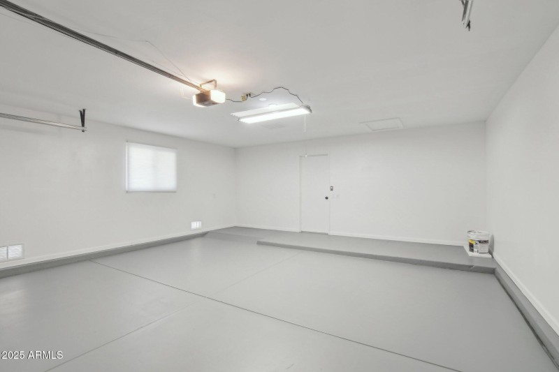18-web-or-mls-W Paintbrush Dr-27032025-0