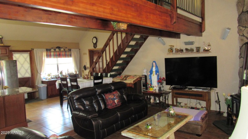 Living rm a