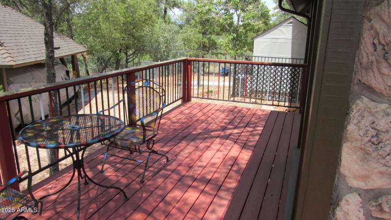 Side deck