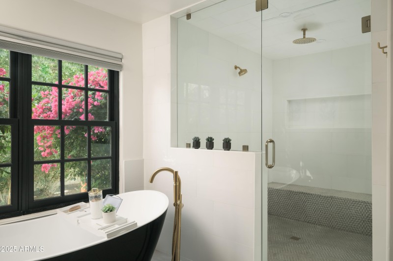 Royal walk-in shower