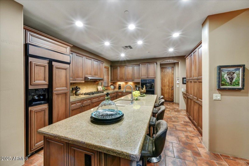 19-Kitchen