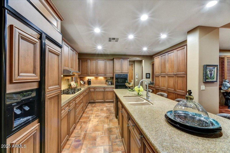 20-Kitchen