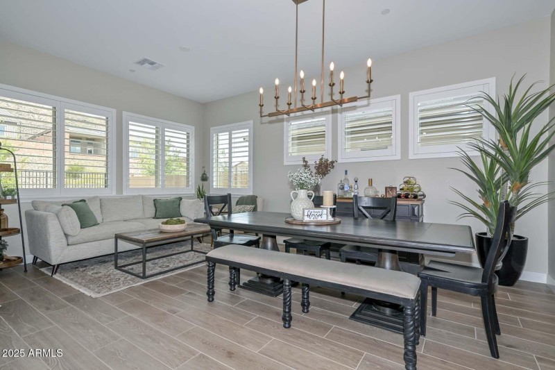 Breakfast Room