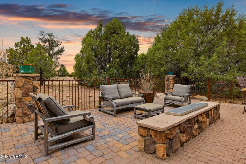 57-Back Patio (6)
