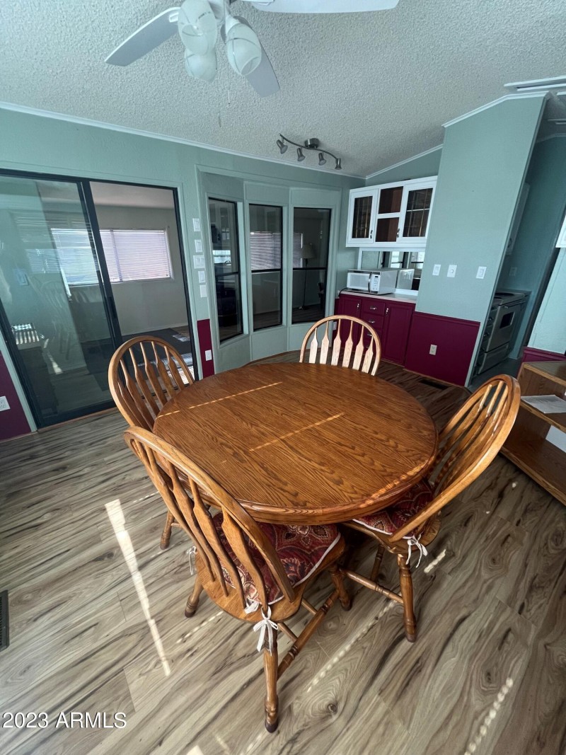 DINING BUILD IN
