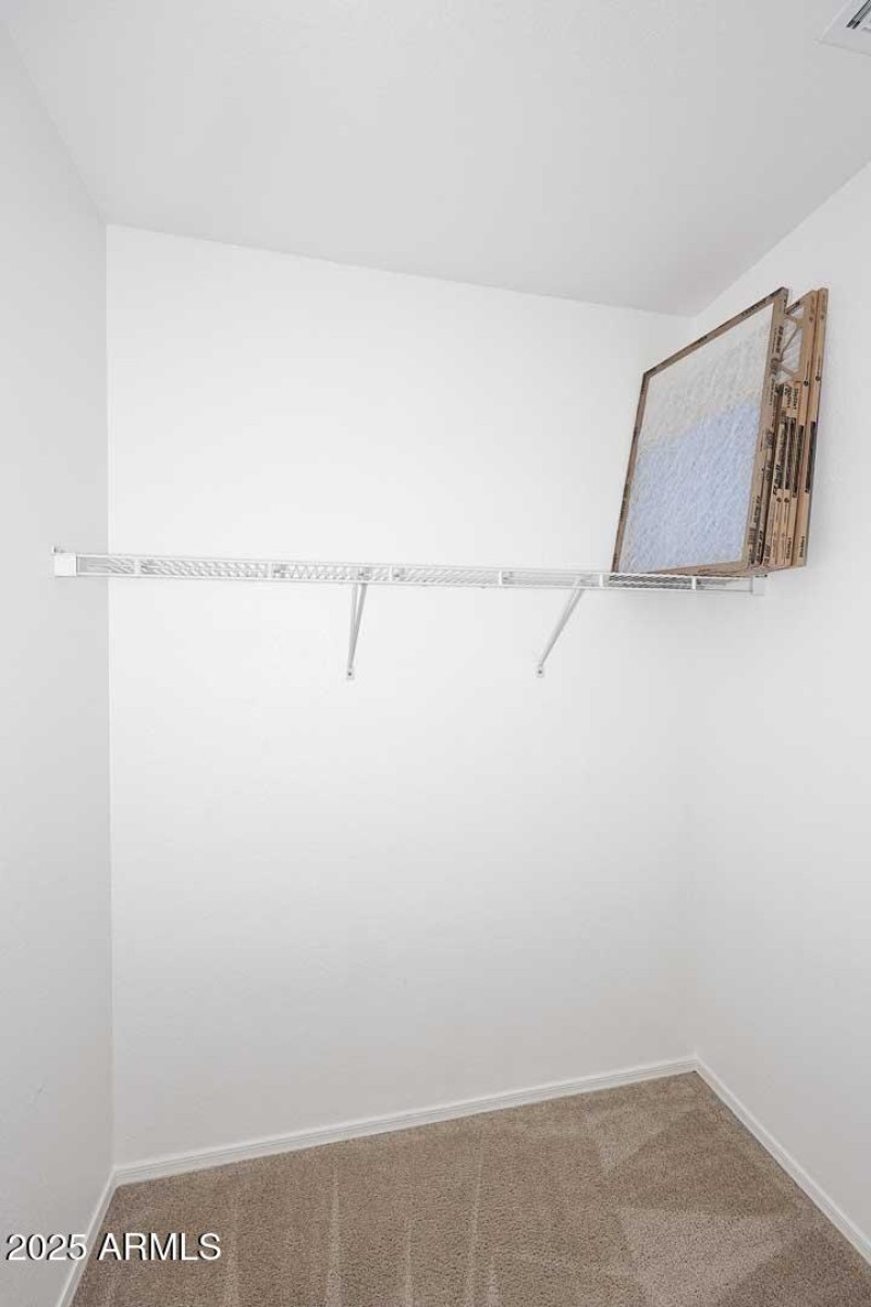 3rd Bedroom-Clsoet