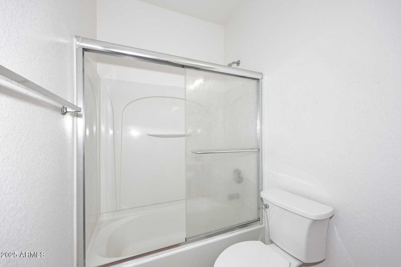 Hall Bath-Tub