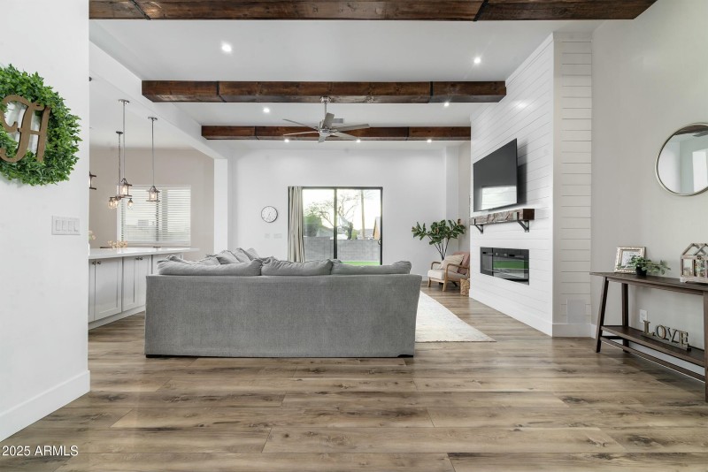 Light and bright home