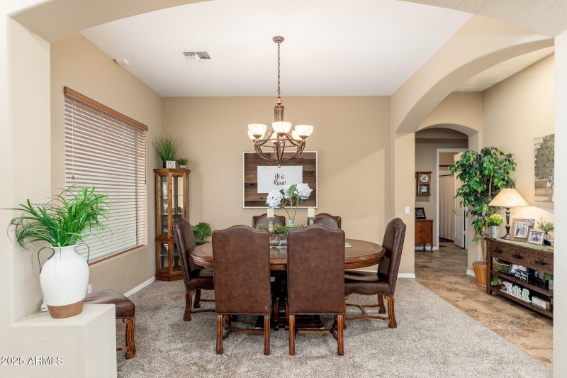 1074 E Carla Vista Ct - 06