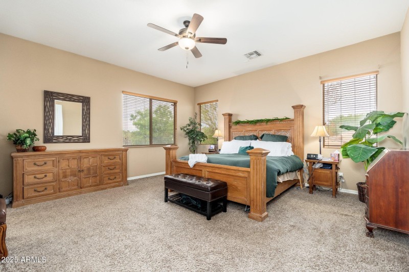1074 E Carla Vista Ct - 24