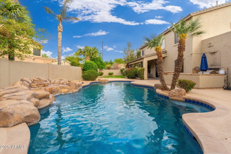 1074 E Carla Vista Ct - 58