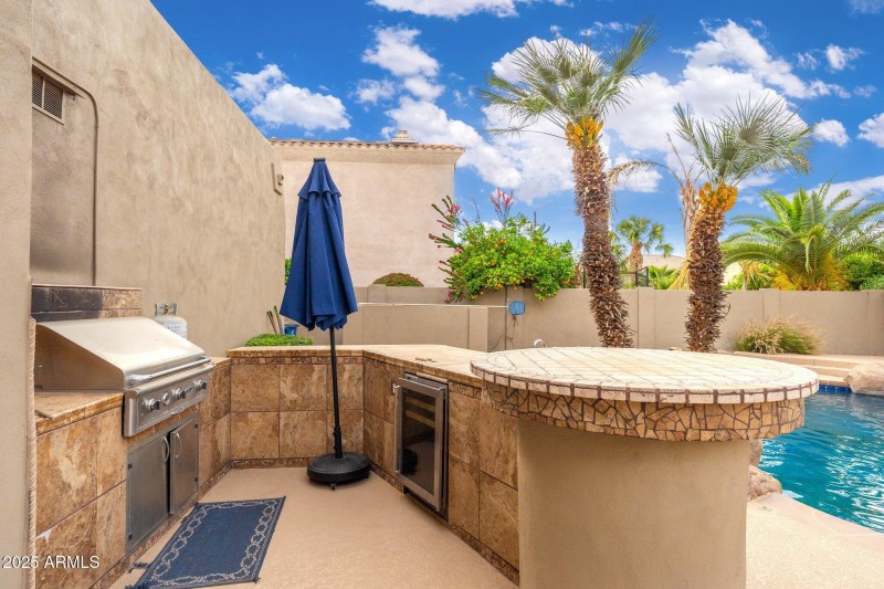 1074 E Carla Vista Ct - 60