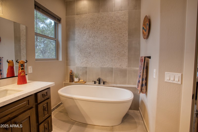Soaker Tub