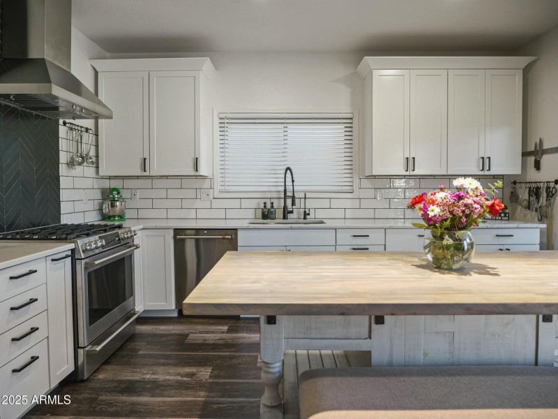 Pro series kitchen