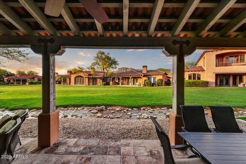 07-Patio View