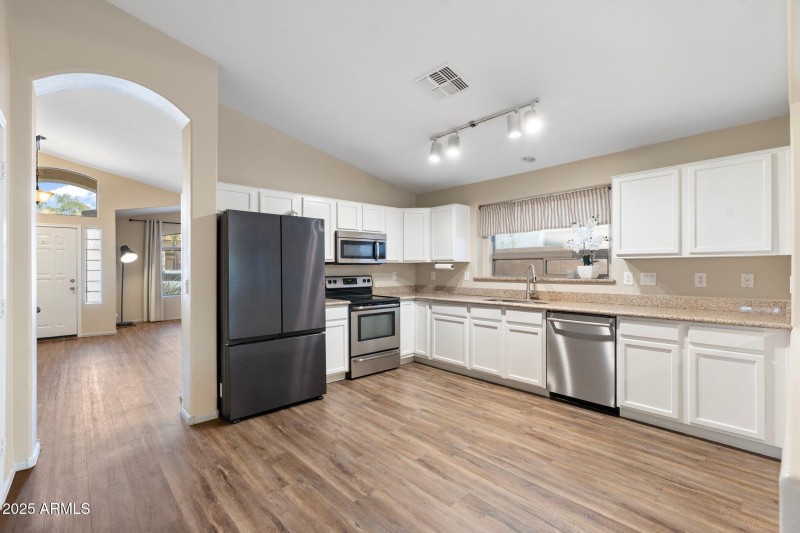 10-web-or-mls-DSC08181
