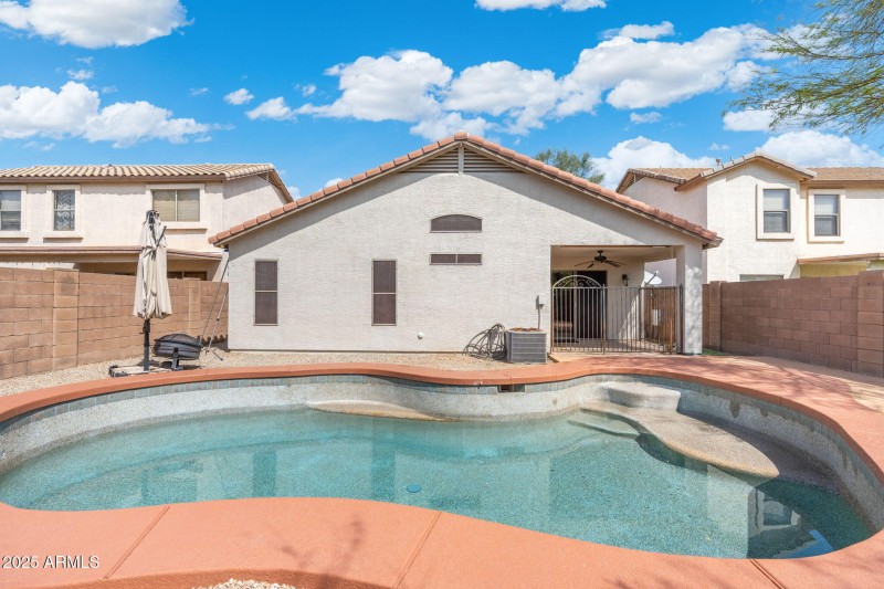 65-web-or-mls-DSC08248-HDR-Edit (2)