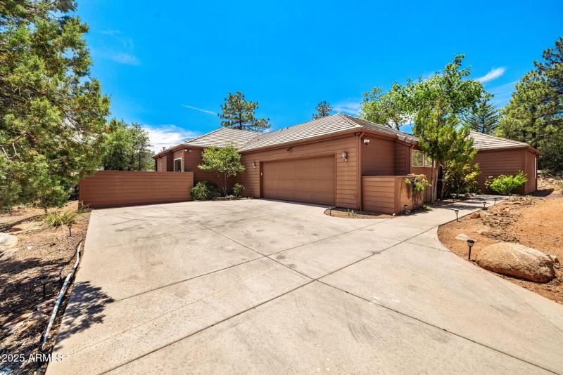 Gentle Slope Driveway