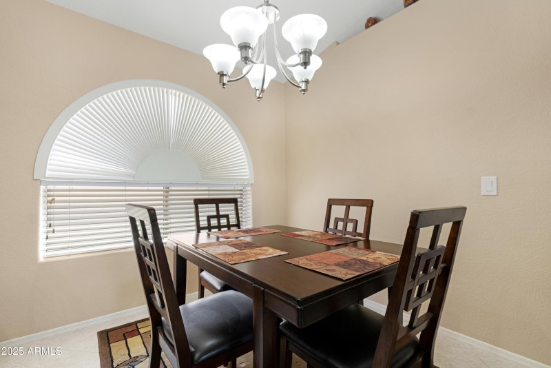 Dining 2