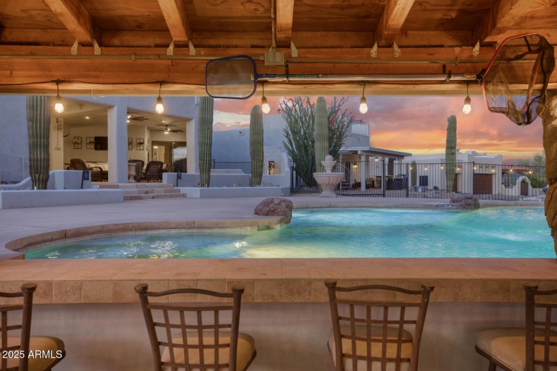 Pool Bar!