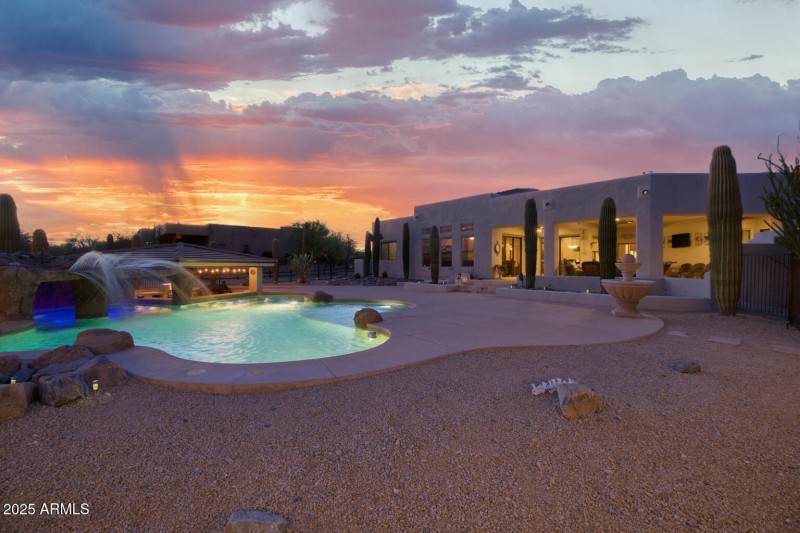 17449 E Quail Track Rd - 712