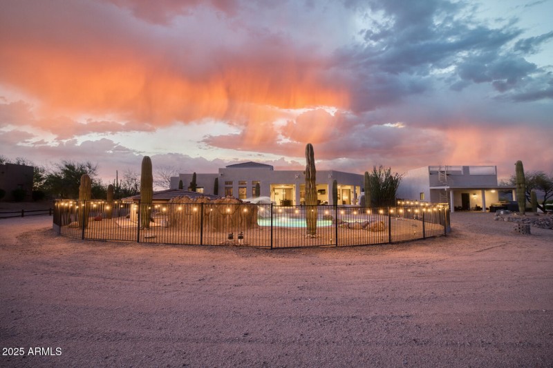 17449 E Quail Track Rd - 713