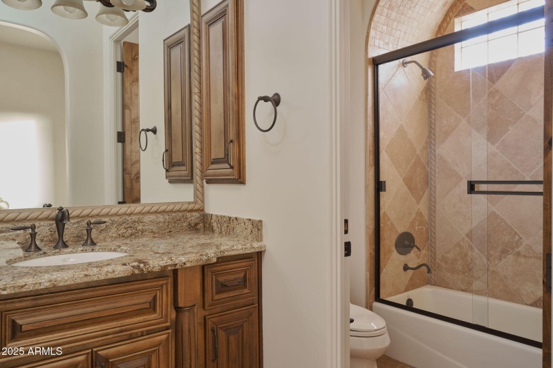 bedroom-bath