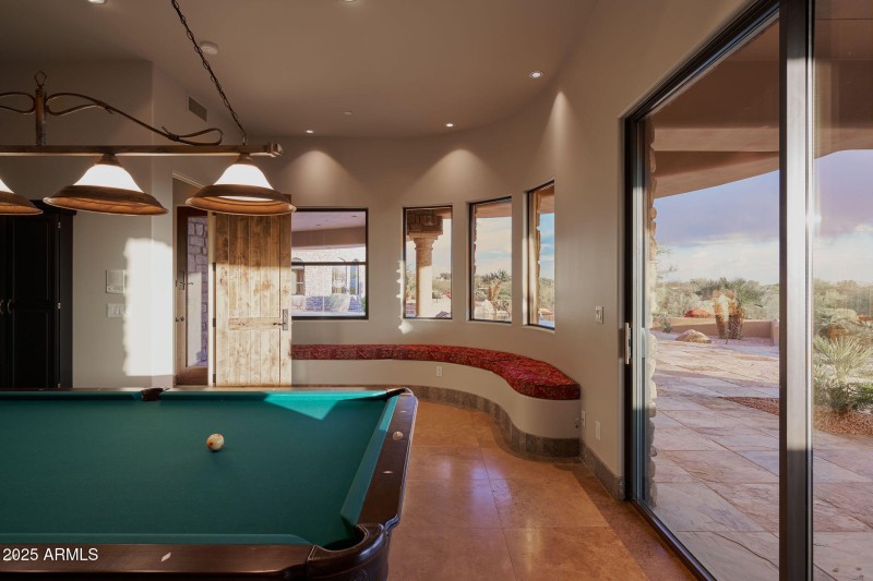 pool-room2