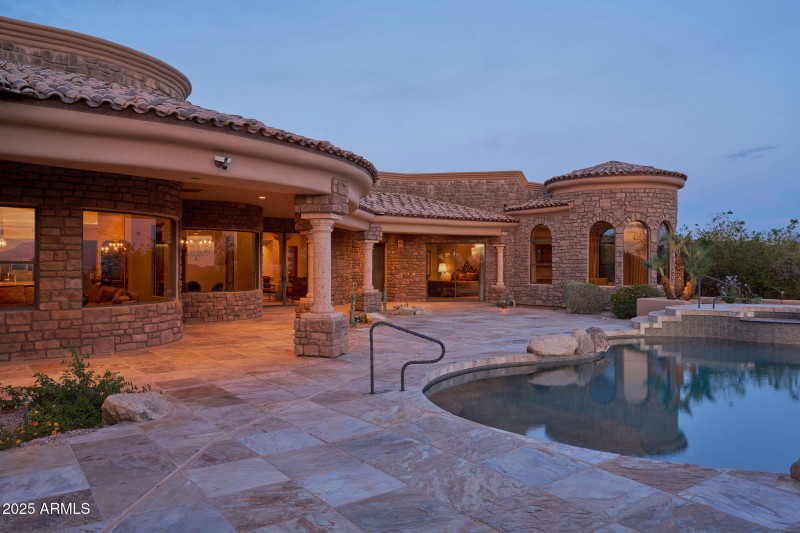 yard-pool