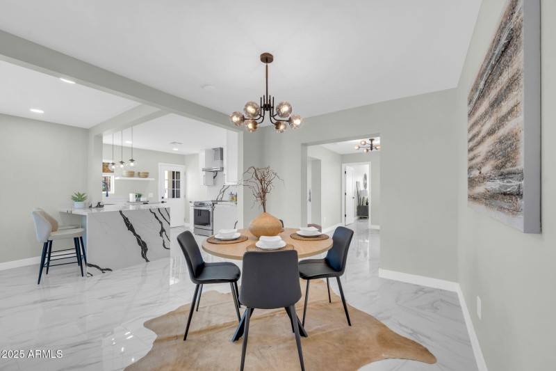 2926 N 16th Ave-6